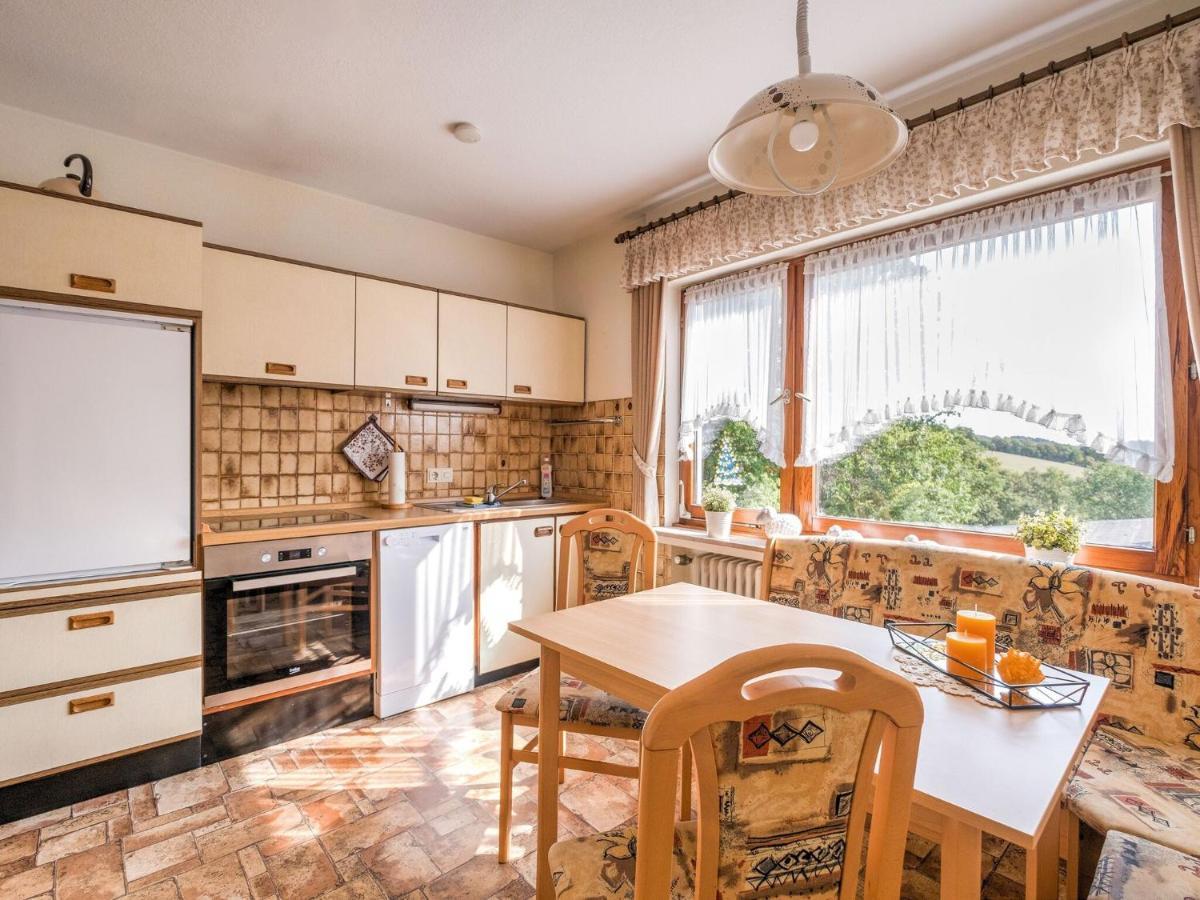 Apartment With Terrace In Sauerland Region 메데바흐 외부 사진